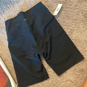 Aritzia Biker Shorts